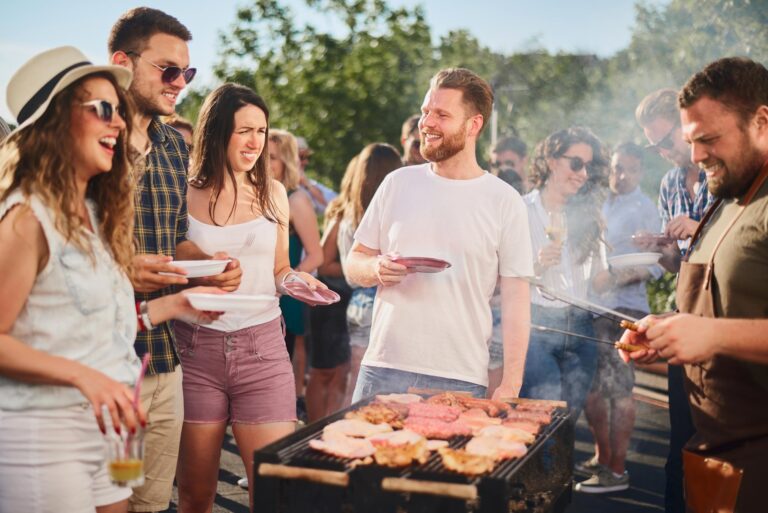 How-to-host-a-garden-bbq